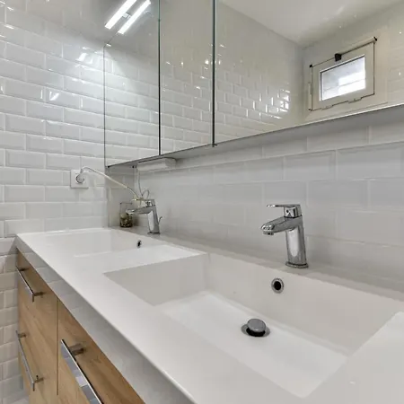 Bright Apt With Balcony In Mandé